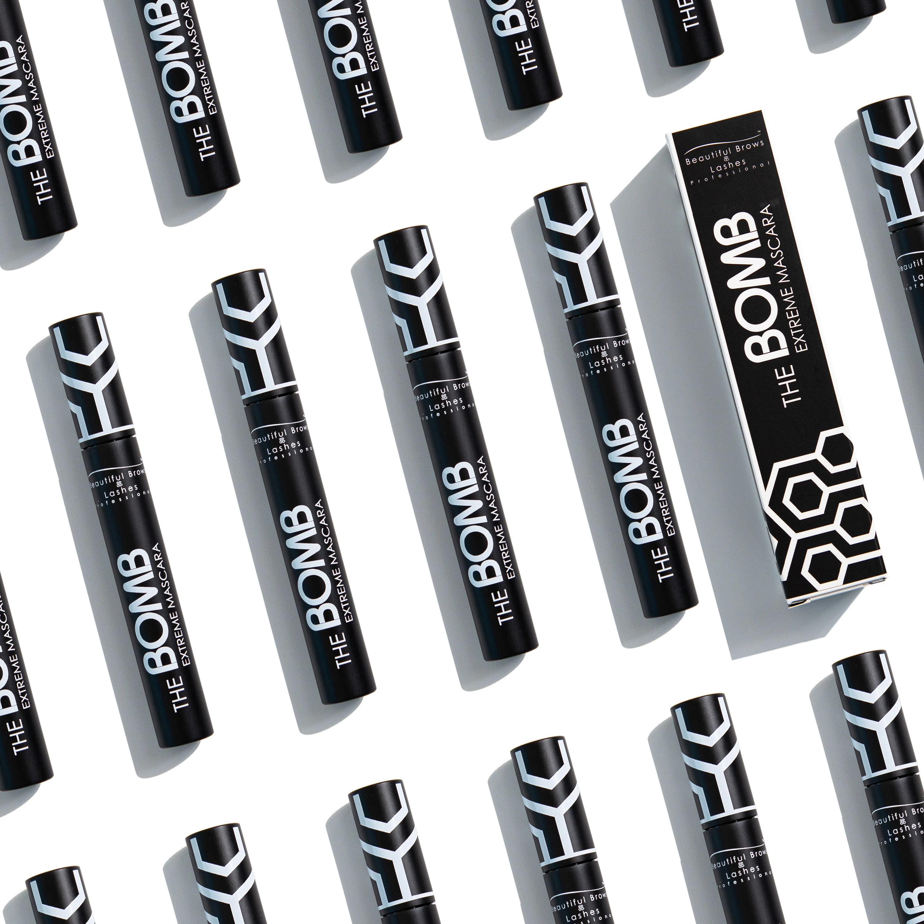 theBOMB Extreme Mascara - Image 5